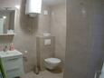 Kupaonica Podaca, Kupaonica u smještaju tipa apartment, WiFi.