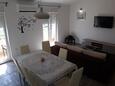 Dining room Podstrana, Dining room in the apartment, WiFi.