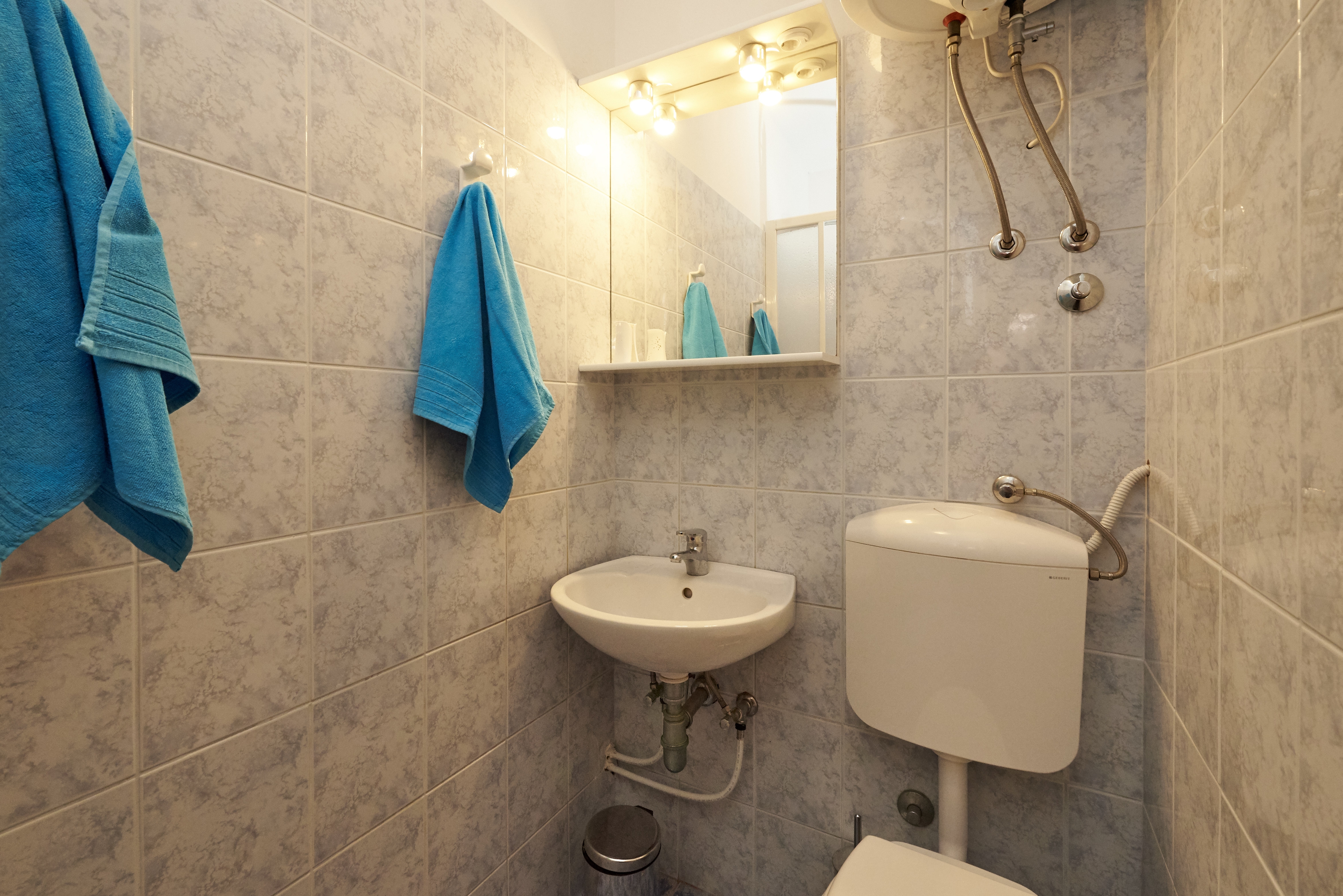 Four bedroom apartment with balcony and sea view Slatine, Čiovo  A-a