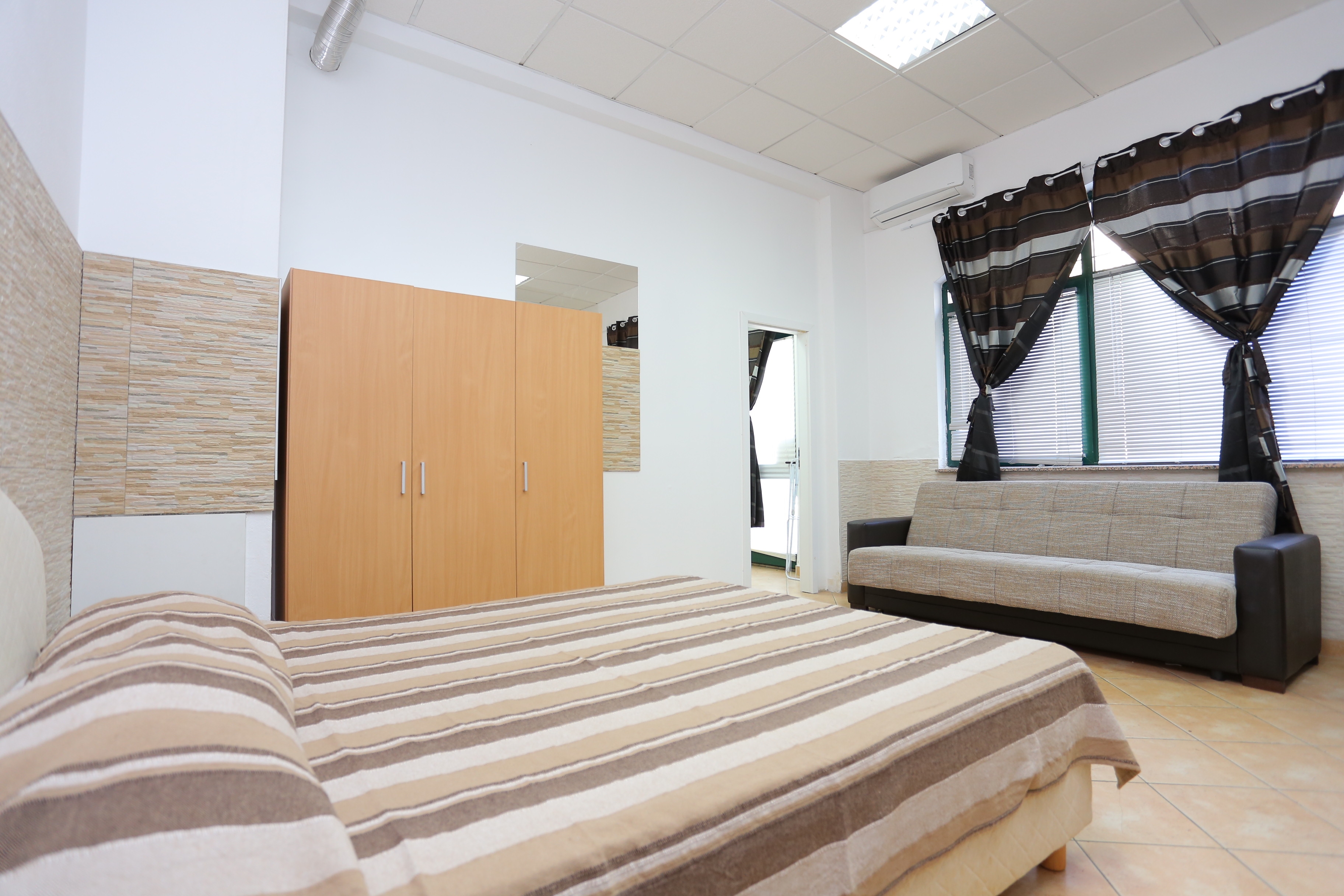 One bedroom apartment with air-conditioning Dugi Rat, Omiš  A-a