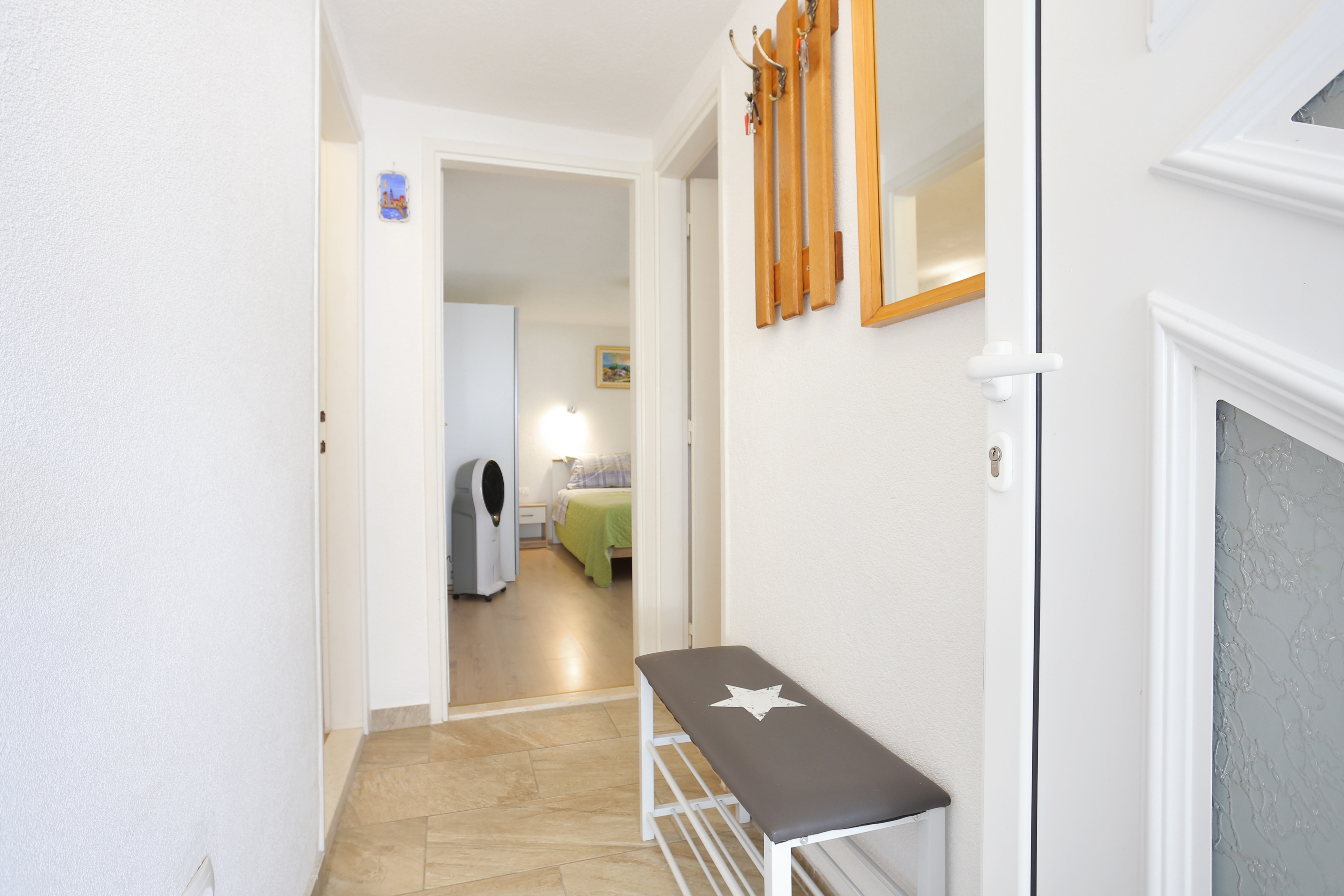 Two bedroom apartment with terrace Trogir  A-a