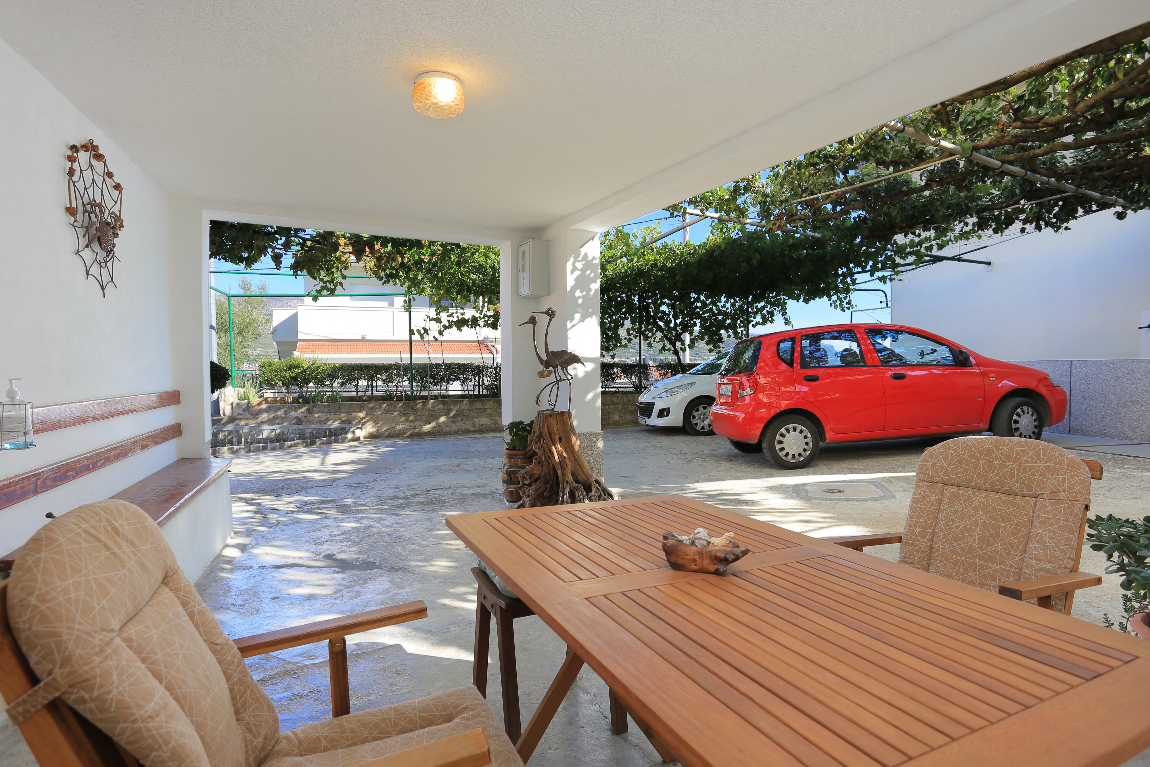 Two bedroom apartment with terrace Trogir  A-a