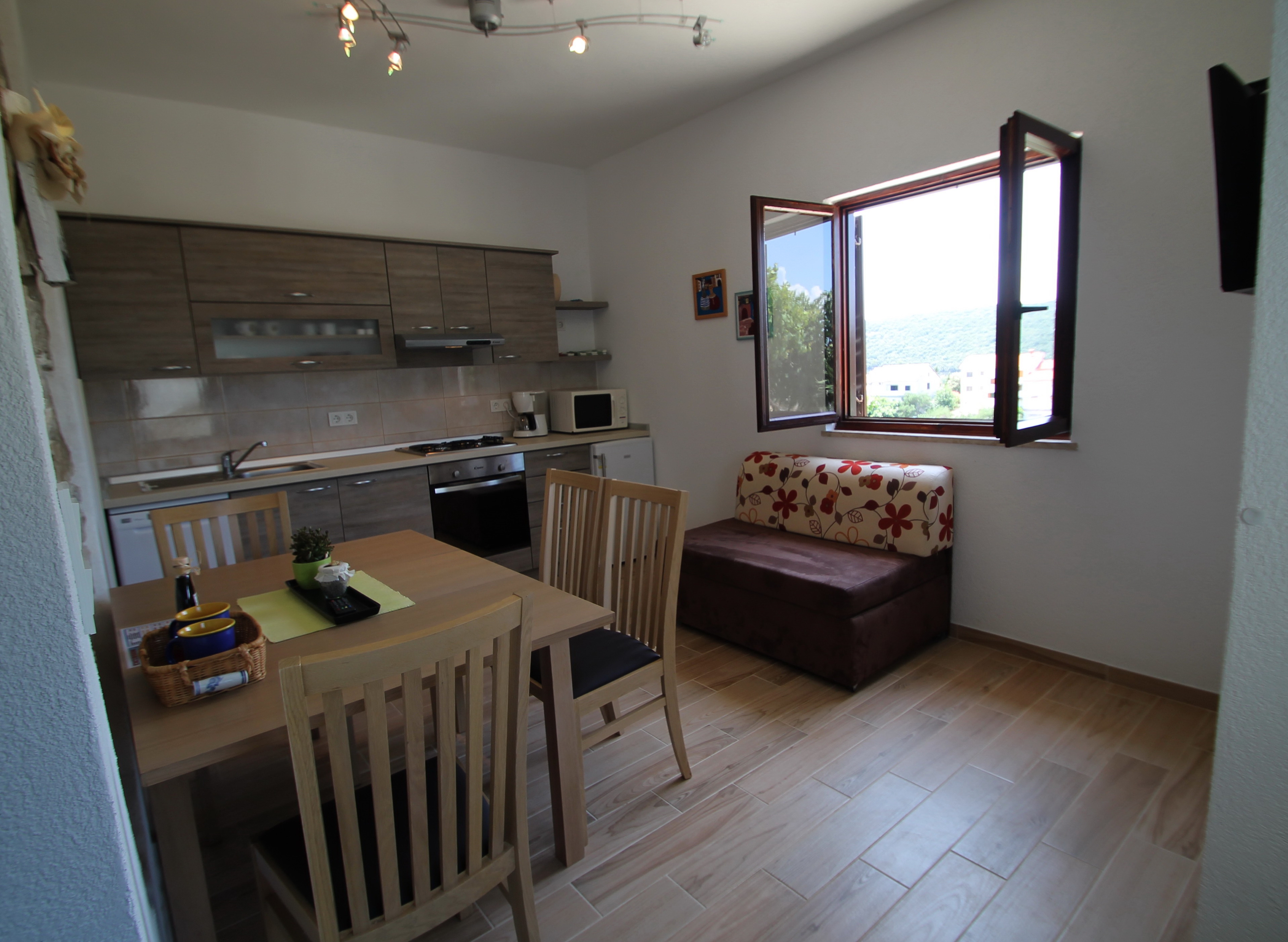 Top Rab Kampor Top Rab Kampor