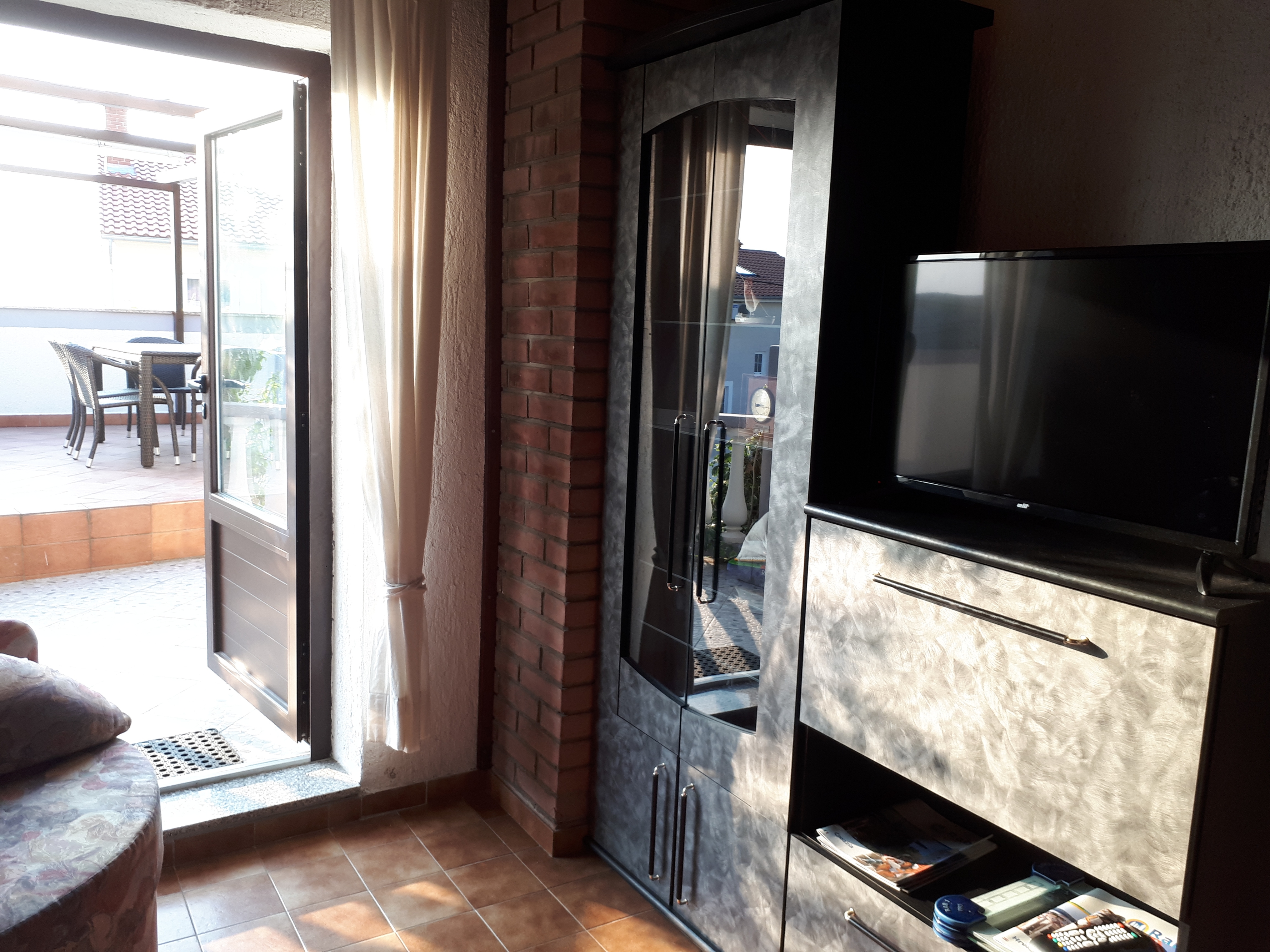 Two bedroom apartment with terrace and sea view Kampor, Rab  A-d