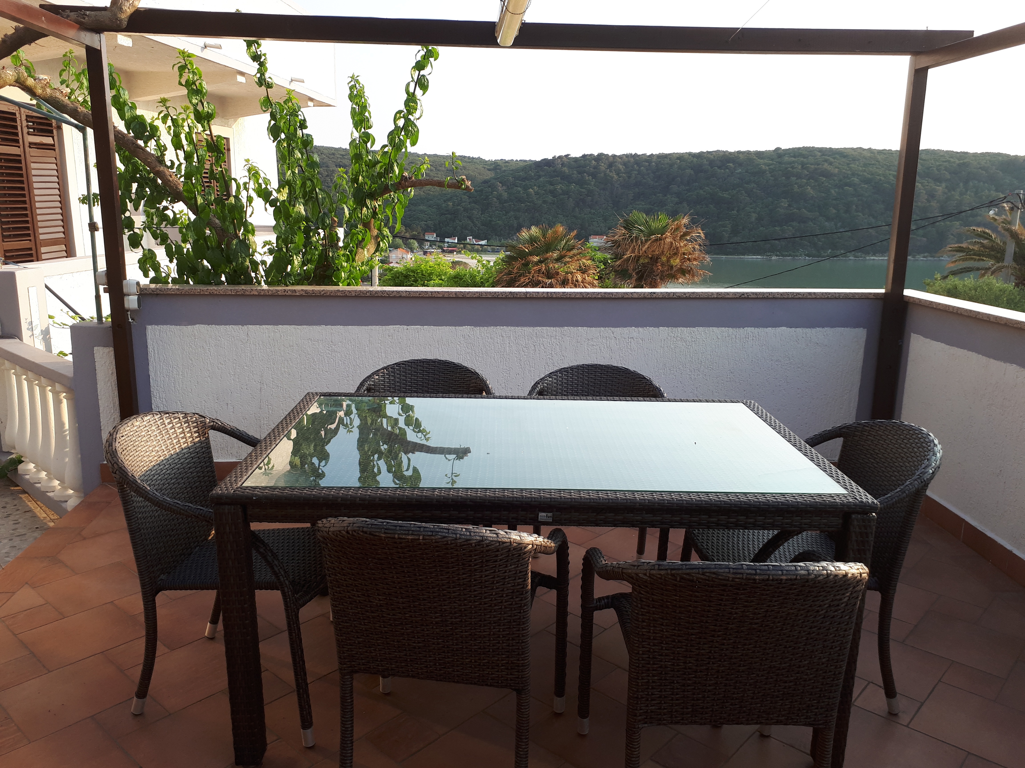 Two bedroom apartment with terrace and sea view Kampor, Rab  A-d