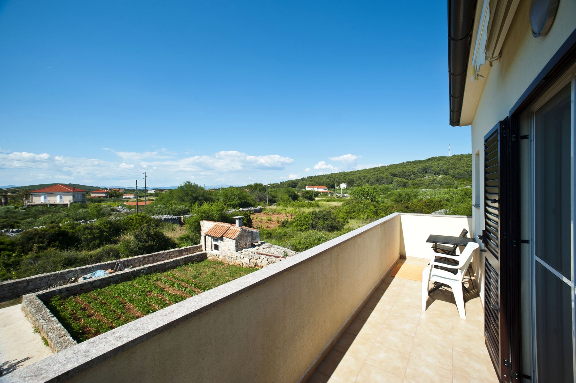 Two bedroom apartment with balcony Gornje selo, Šolta  A-a