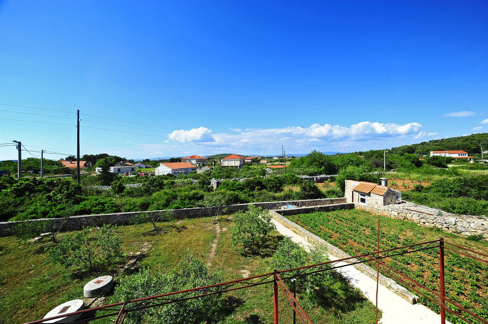 Two bedroom apartment with balcony Gornje selo, Šolta  A-a