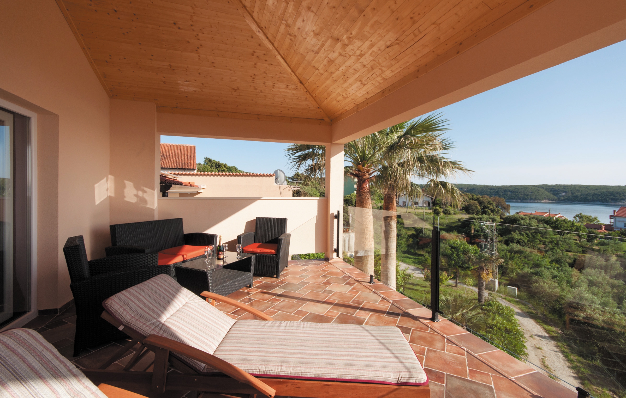Three bedroom house with terrace and sea view Supetarska Draga - Gonar, Rab  K