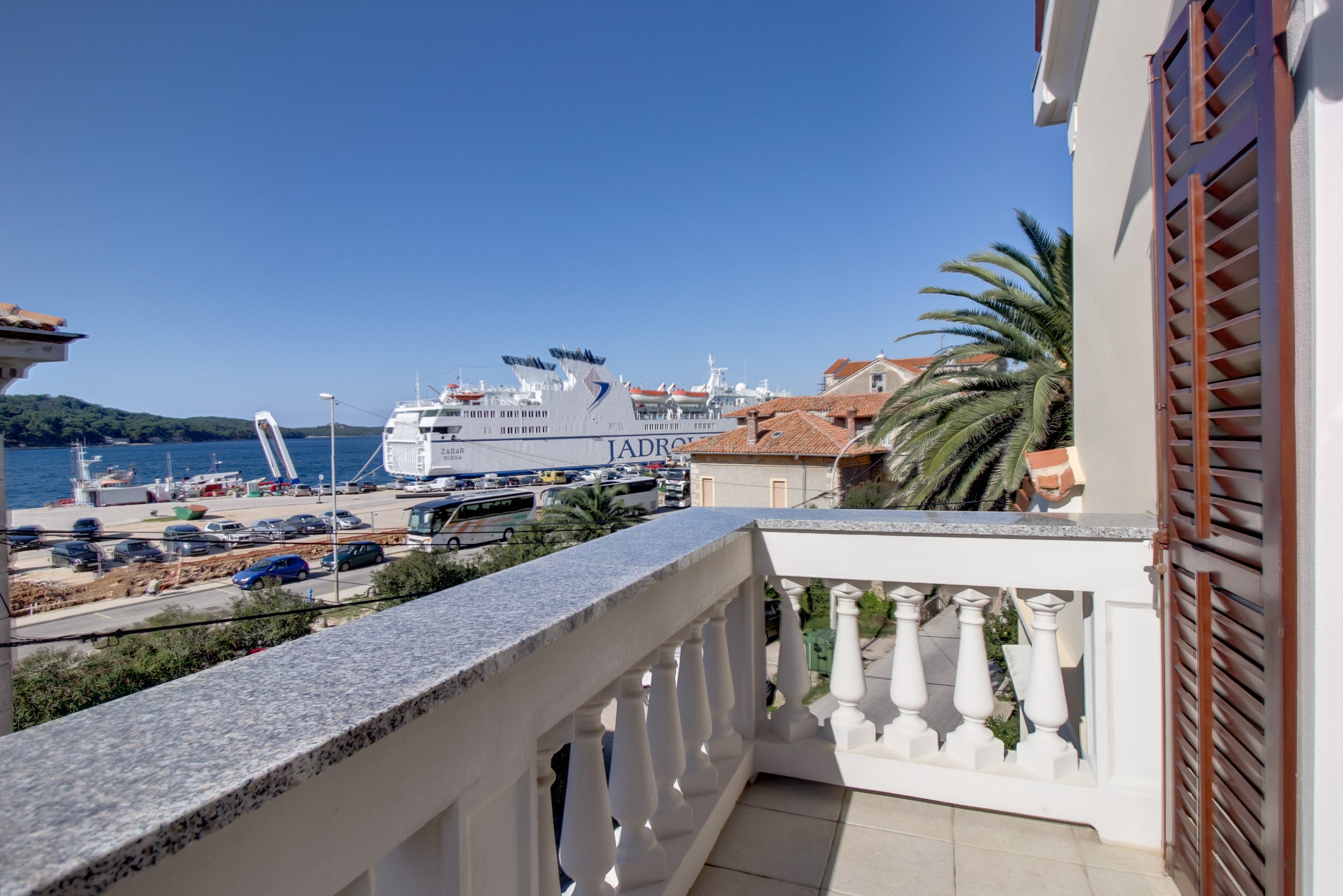 One bedroom apartment with terrace and sea view Mali Lošinj, Lošinj  A-a