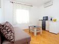 Living room Lumbarda, Living room in the apartment, dostupna klima i WIFI.