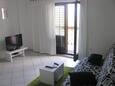Obývací pokoj Supetarska Draga - Donja, Obývací pokoj v ubytování typu apartment, s klimatizací, domácí mazlíčci povoleni a WiFi.