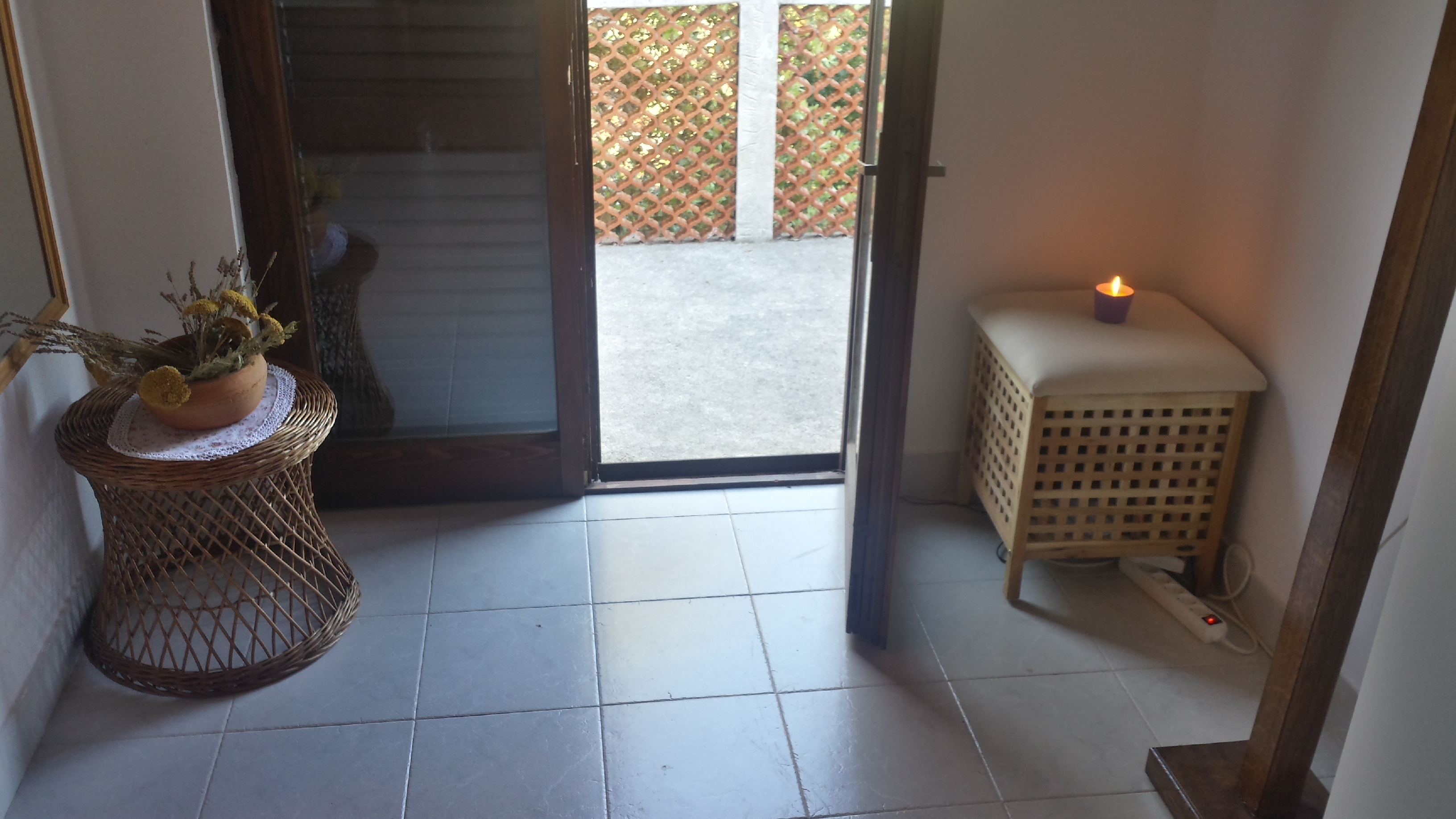 Studio flat with air-conditioning Ugljan (AS-15613-b) Studio flat with air-conditioning Ugljan (AS-15613-b)