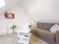 Living room 2 Makarska, Living room 2 in the apartment, air condition available and WiFi.