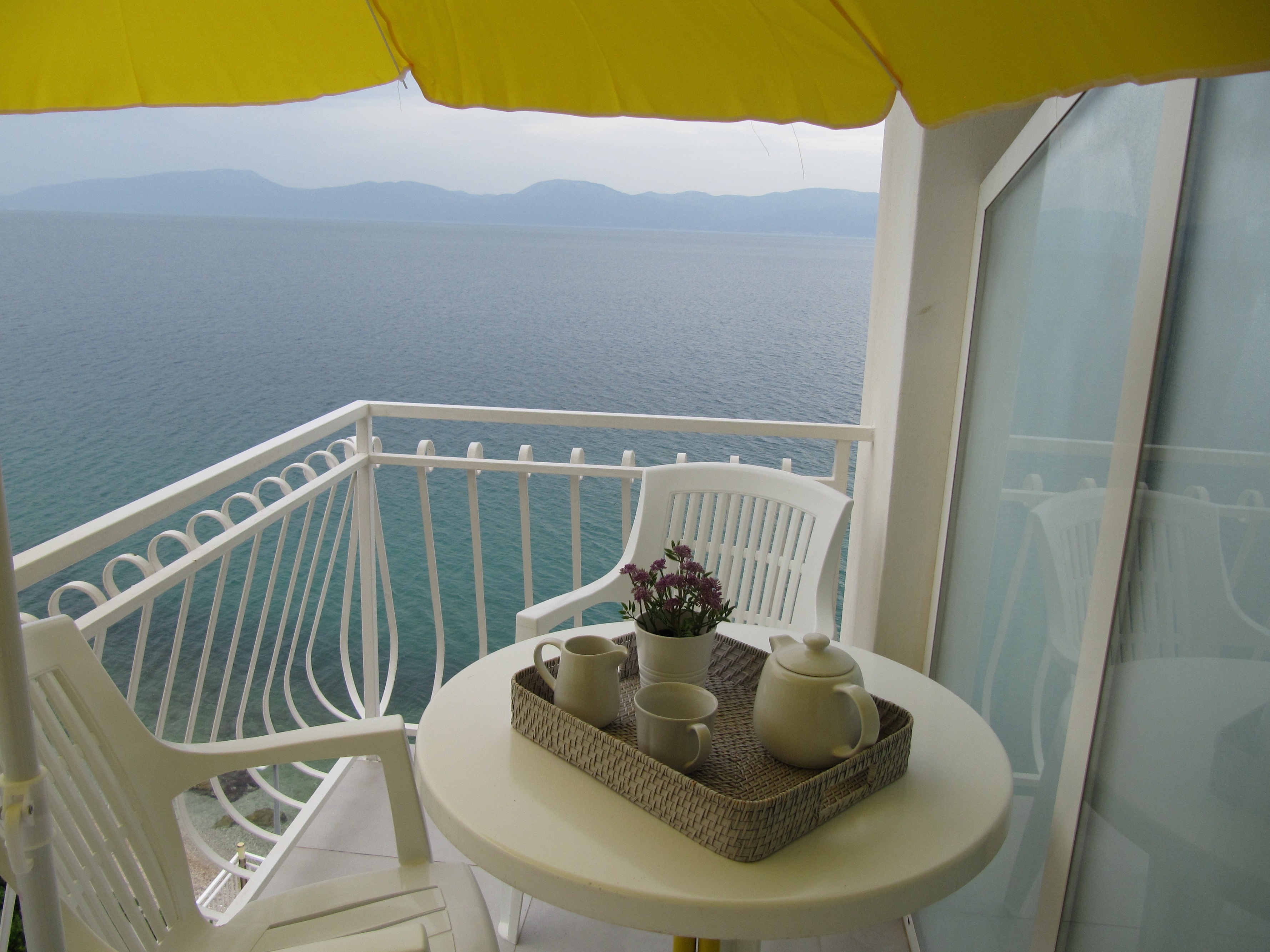 Room near beach Brist, Makarska (S-15620-b) Room near beach Brist, Makarska (S-15620-b)