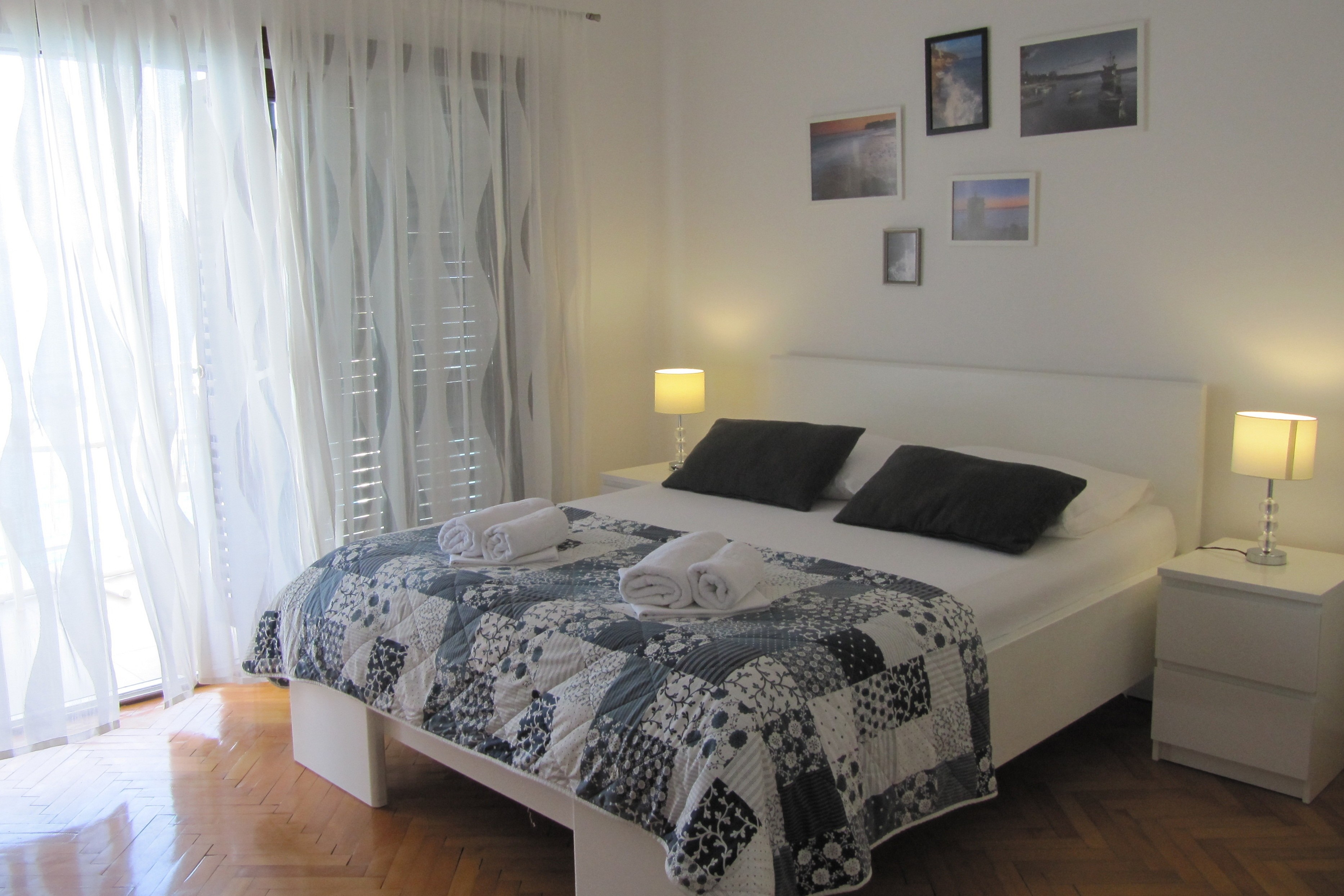 Room near beach Brist, Makarska (S-15620-c) Room near beach Brist, Makarska (S-15620-c)