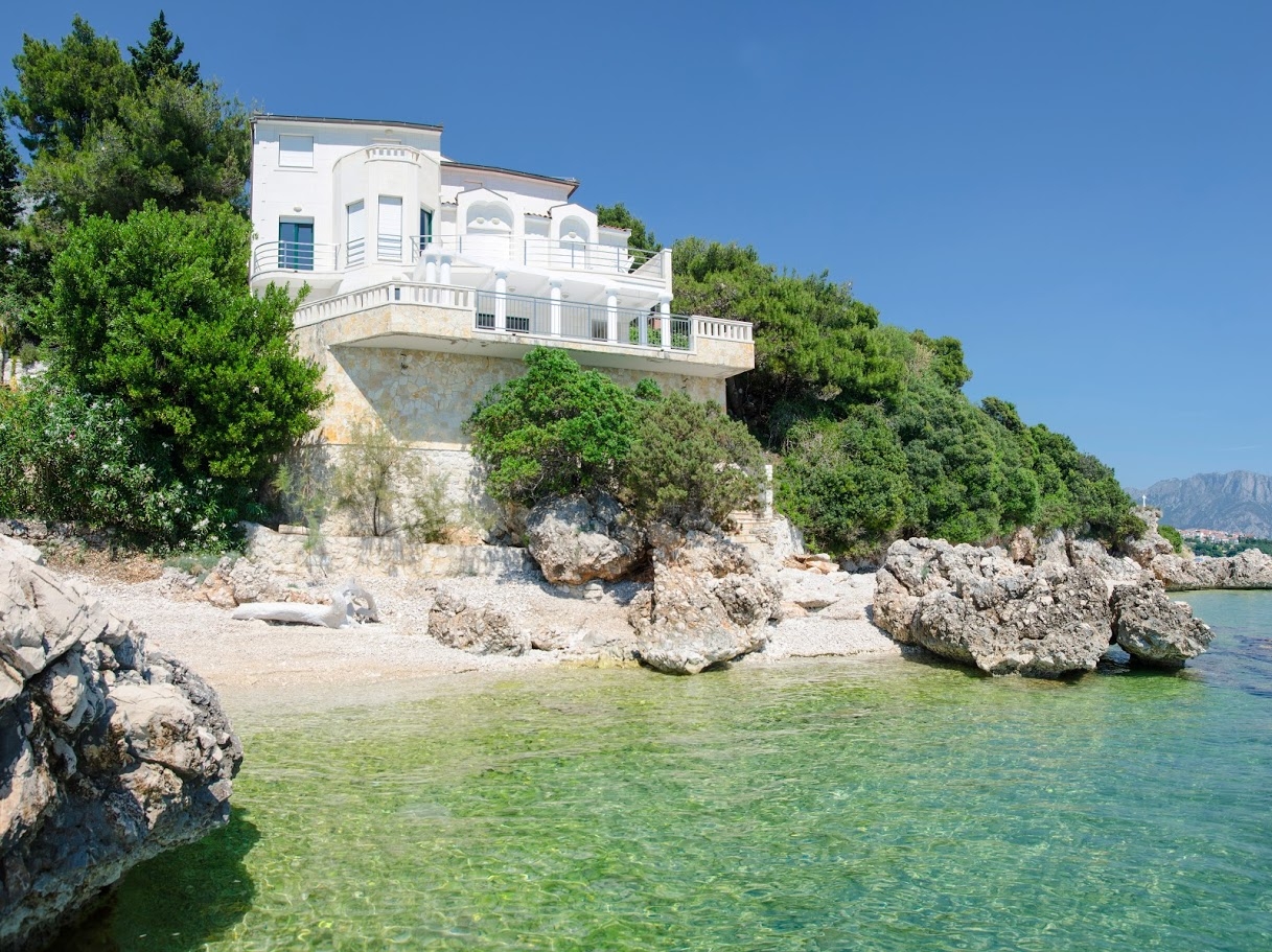 Four-bedroom house near beach Zaostrog, Makarska (K-15623) Four-bedroom house near beach Zaostrog, Makarska (K-15623)