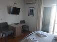 Dining room Gradac, Dining room in the studio-apartment, air condition available, (pet friendly) and WiFi.