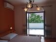Biograd na Moru, Ložnice 1 v ubytování typu apartment, s klimatizací, domácí mazlíčci povoleni a WiFi.