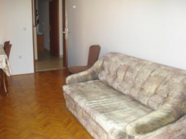 Biograd na Moru, Obývací pokoj v ubytování typu apartment, s klimatizací, domácí mazlíčci povoleni a WiFi.