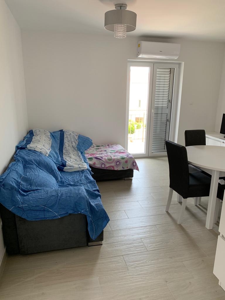 Two bedroom apartment with balcony Sutivan, Brač (A-15665-c) Two bedroom apartment with balcony Sutivan, Brač (A-15665-c)