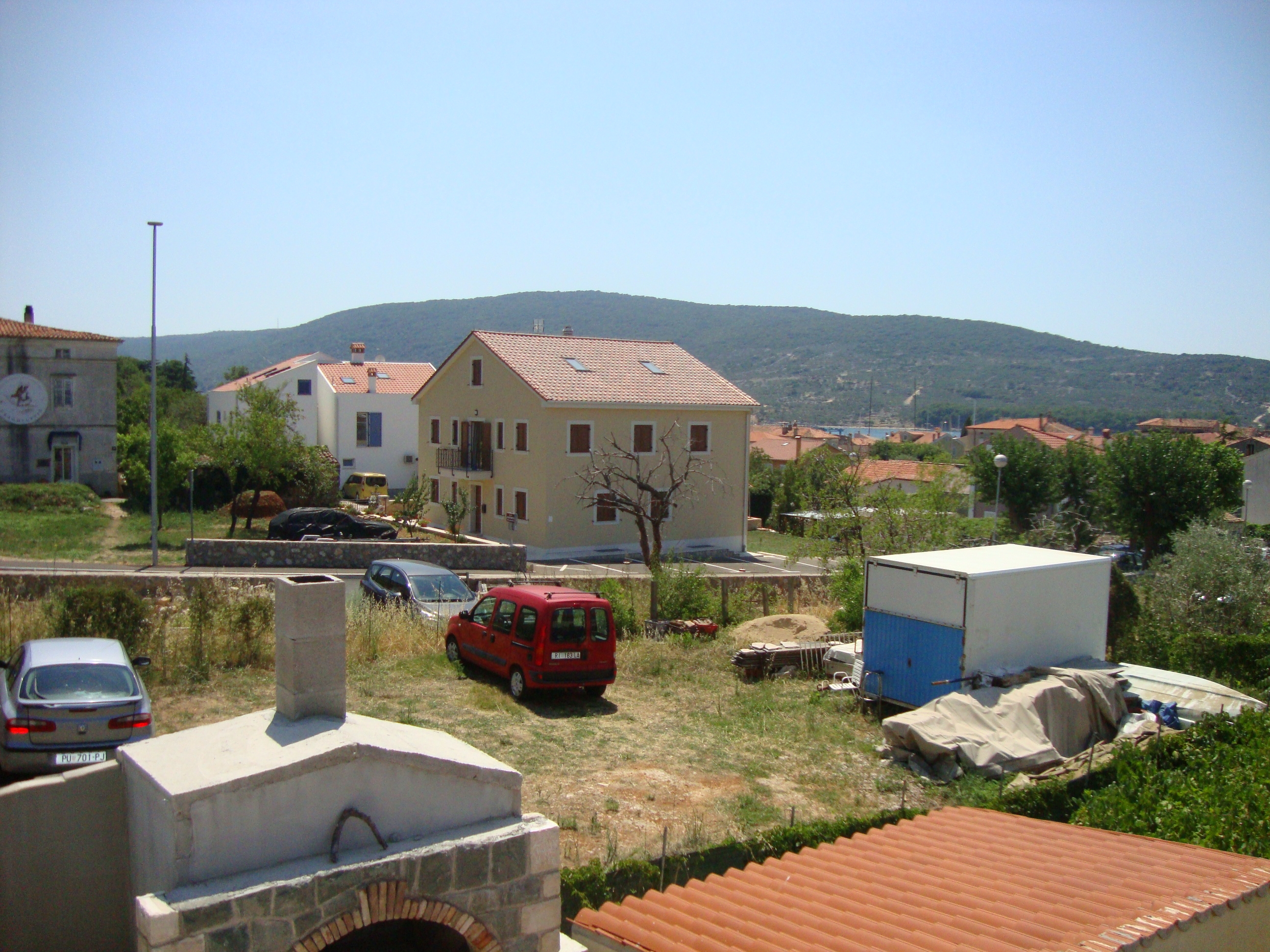 Two bedroom apartment with terrace Cres  A-a