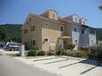 Cres, Cres, Aparcamiento 15672 - Apartamentos with pebble beach.