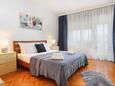 Spavaća soba 1 Kaštel Štafilić, Spavaća soba 1 u smještaju tipa apartment, WiFi.