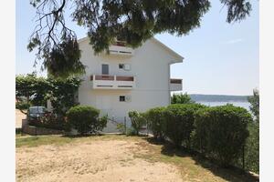 Apartments by the sea Banjol, Rab - 15679