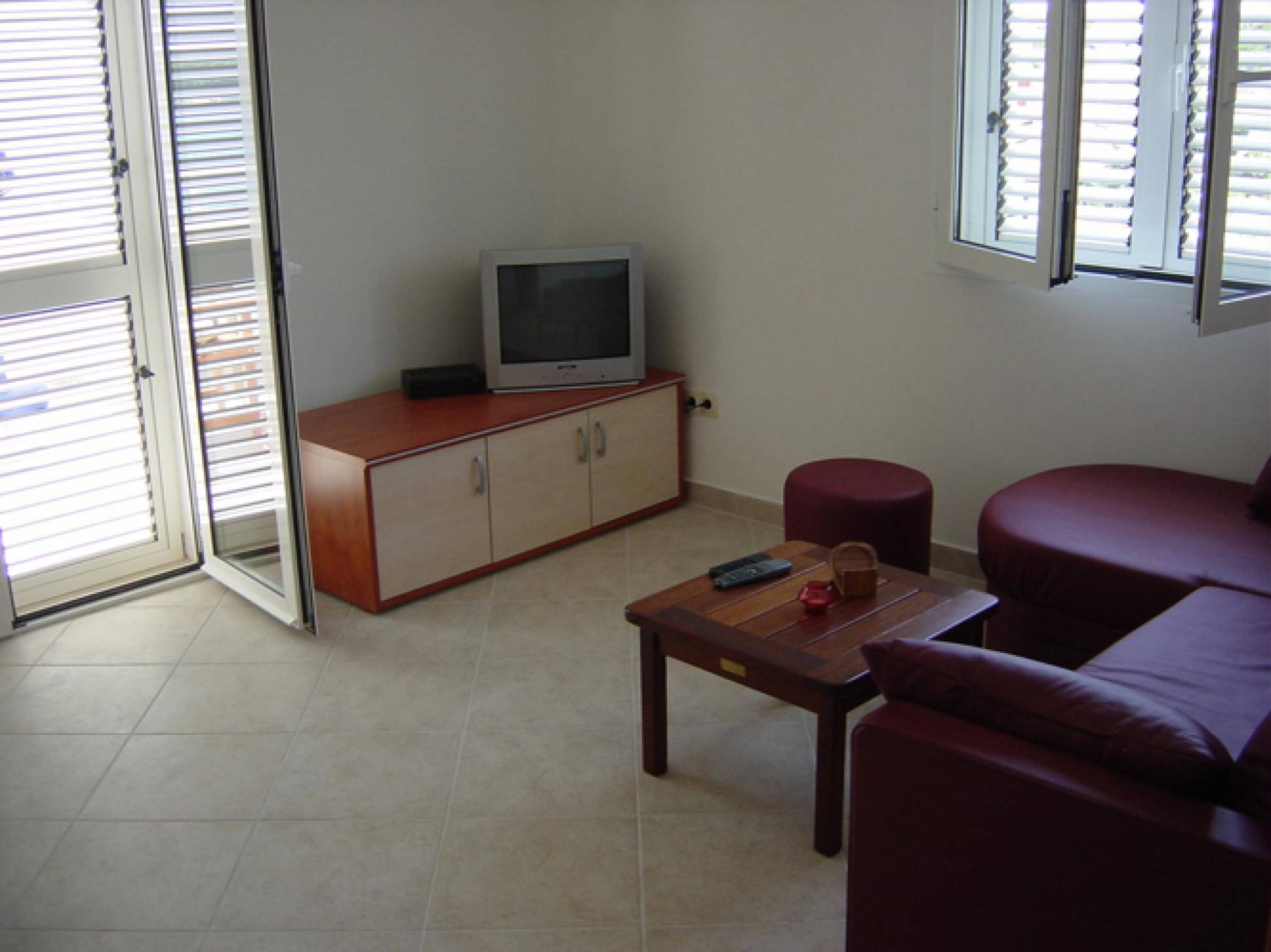 One bedroom apartment with terrace and sea view Primošten (A-15704-c)