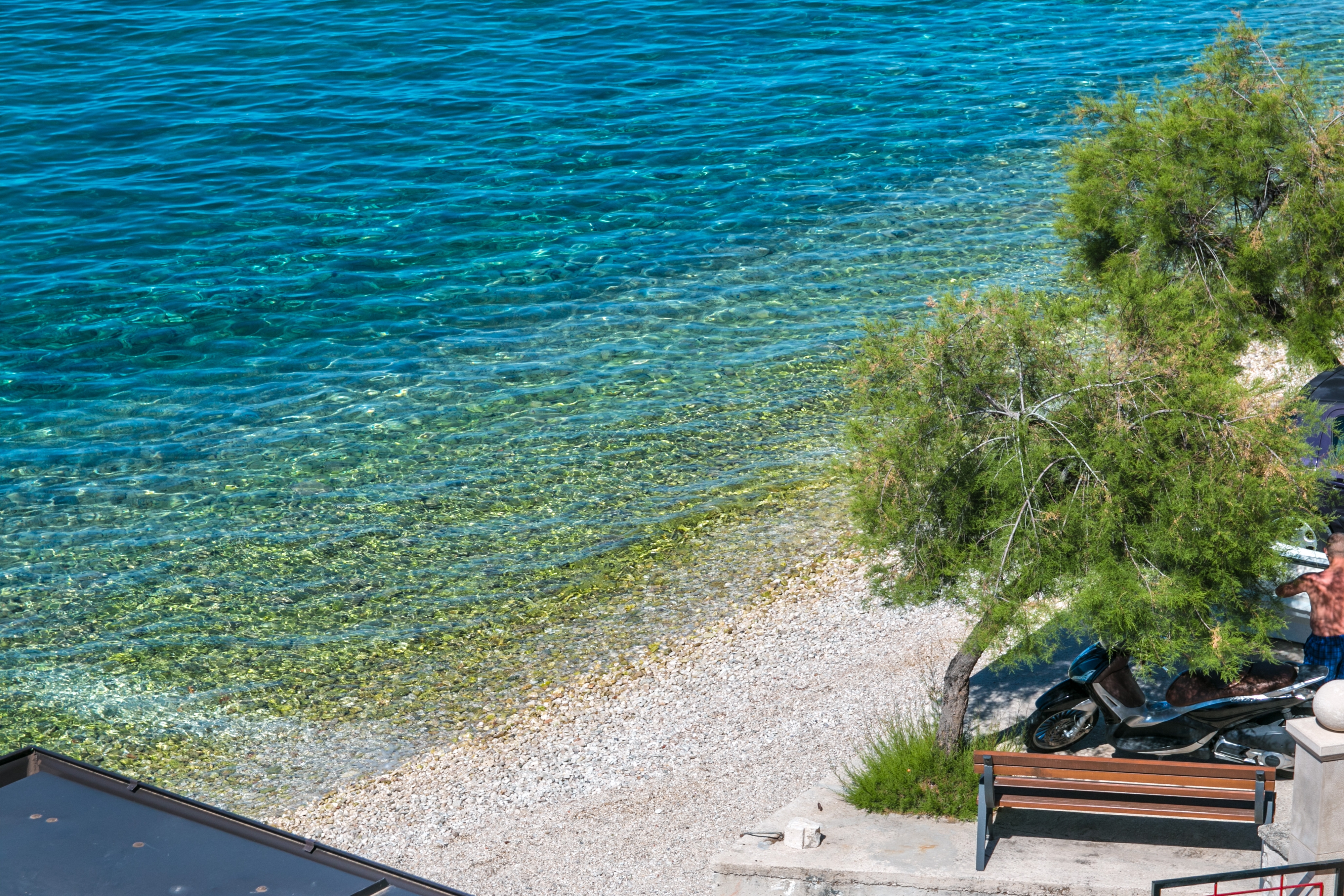 One bedroom apartment near beach Brist, Makarska  A-e