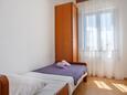 Nemira, Schlafzimmer 2 in folgender Unterkunftsart apartment, Haustiere erlaubt und WiFi.