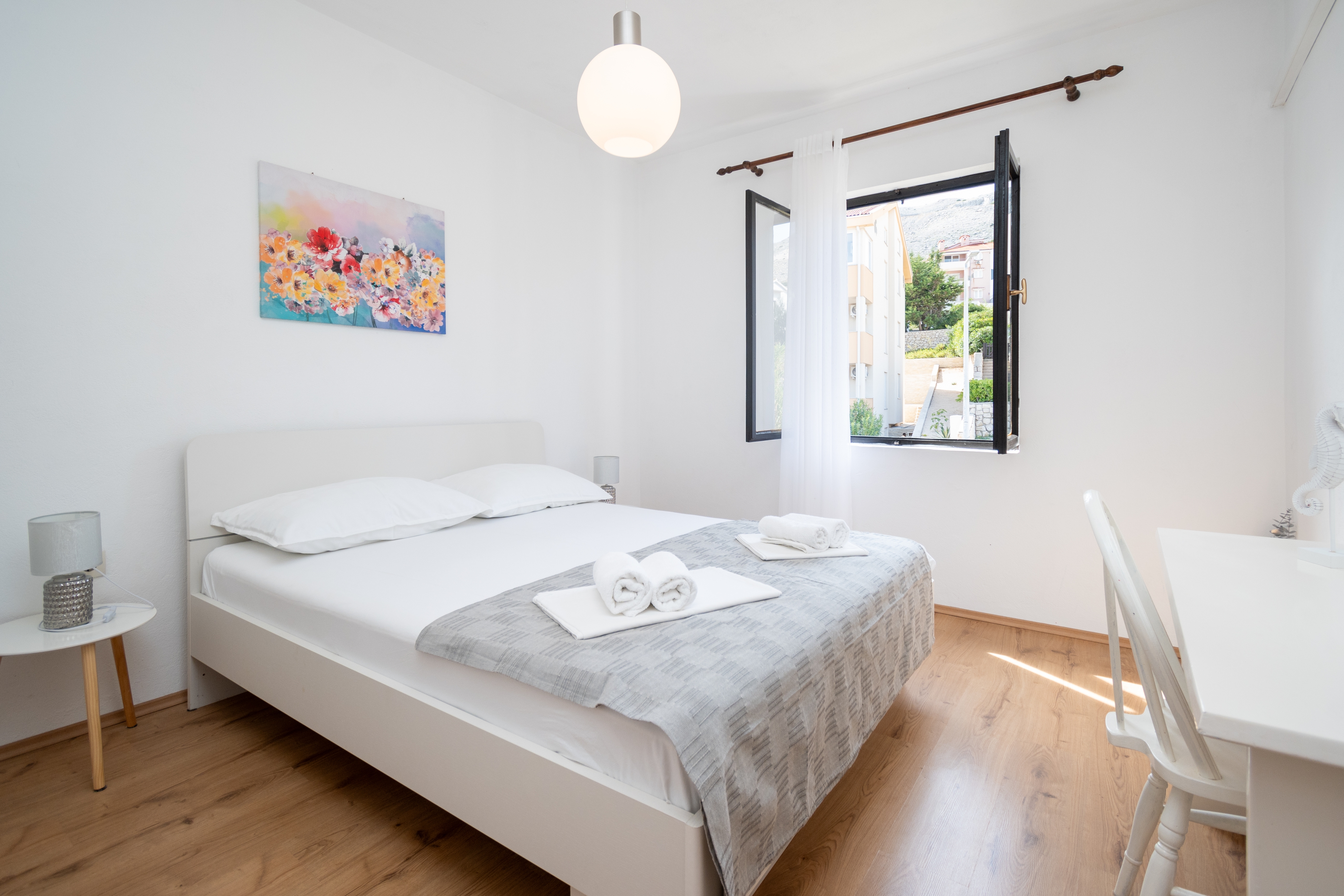 Two bedroom apartment with terrace and sea view Pag  A-a