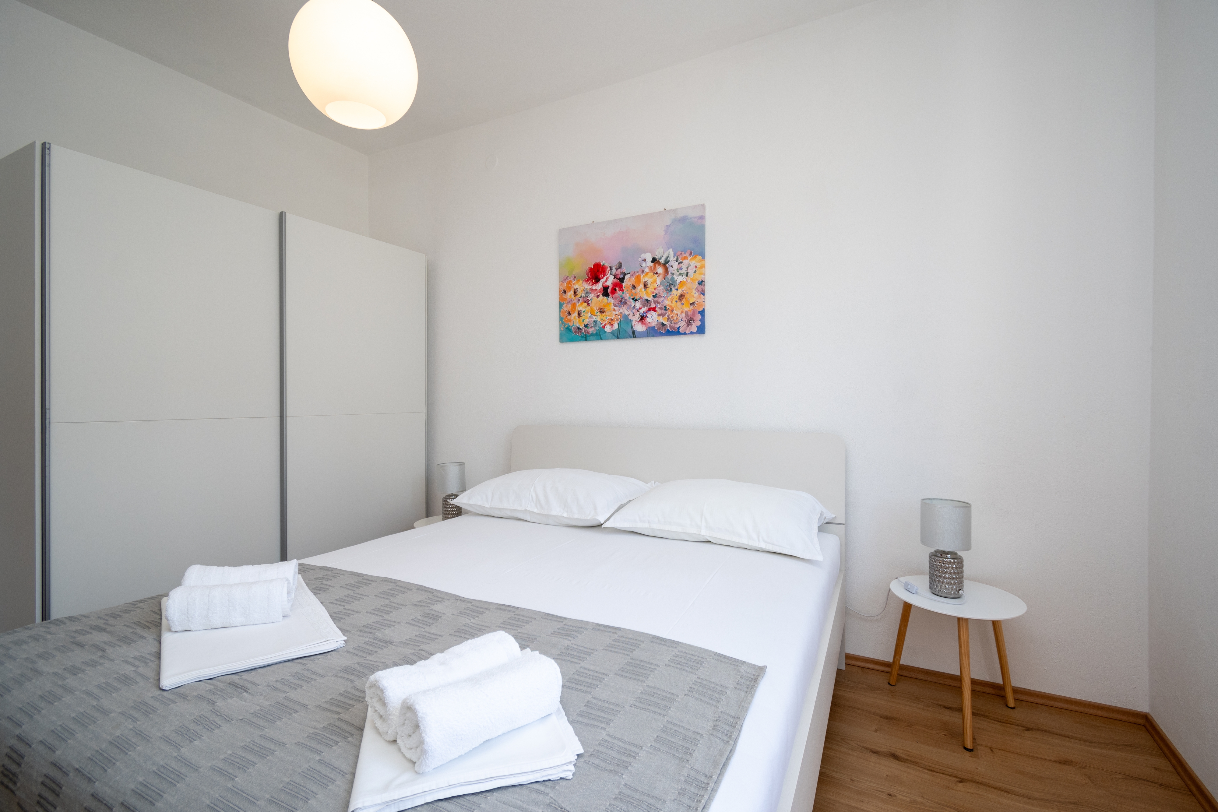 Two bedroom apartment with terrace and sea view Pag  A-a
