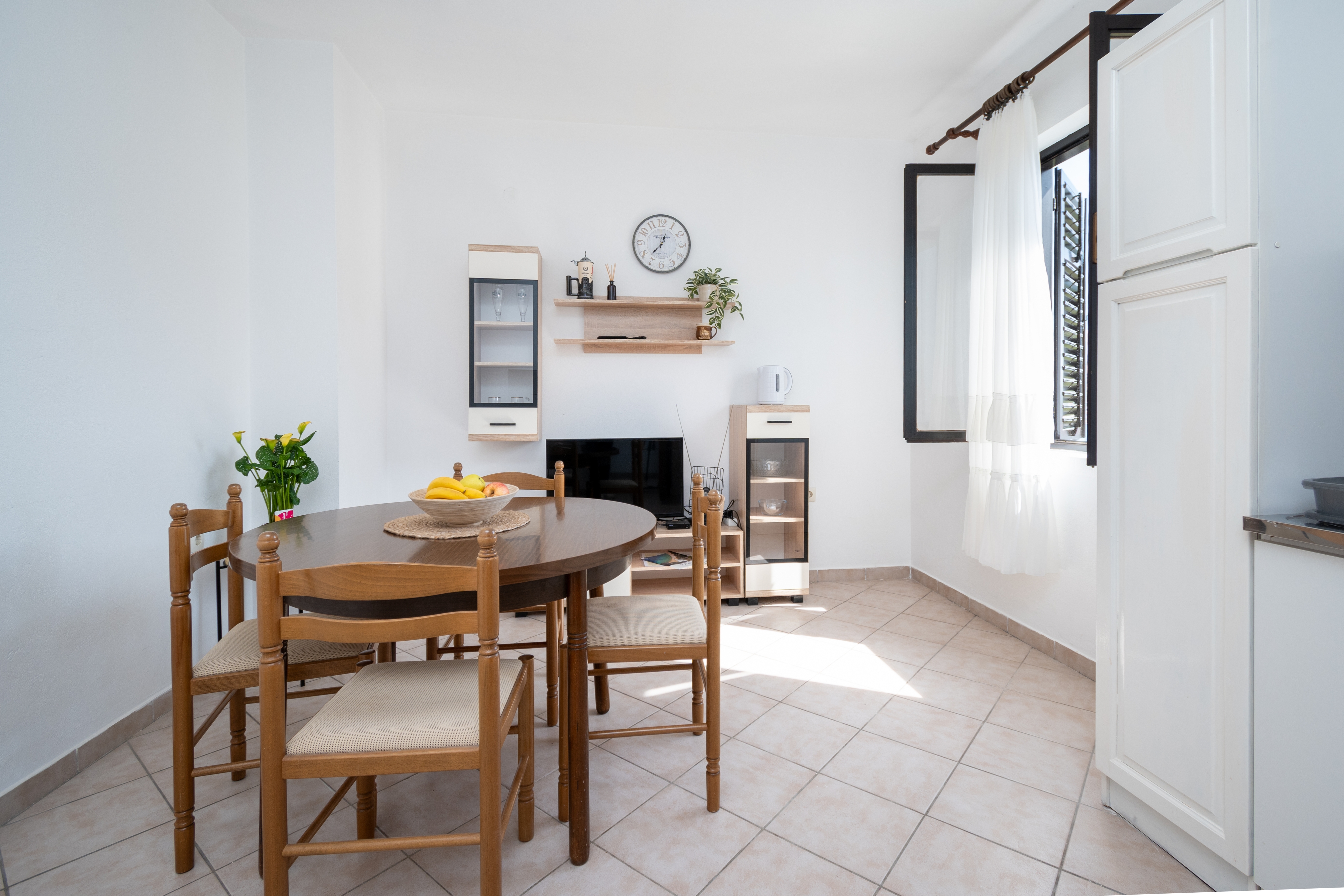 Two bedroom apartment with terrace and sea view Pag (A-15765-a)