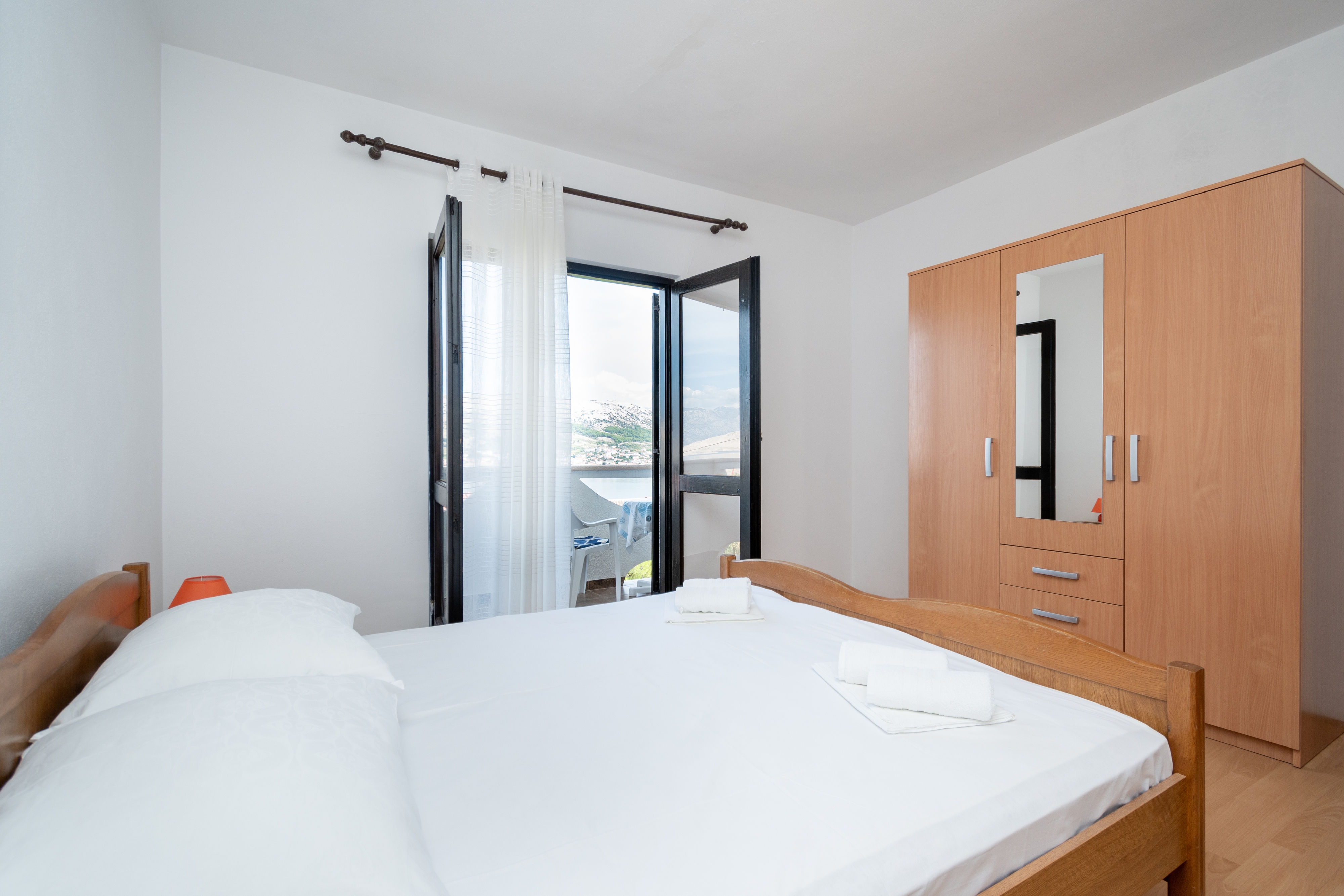 Two bedroom apartment with terrace and sea view Pag  A-b