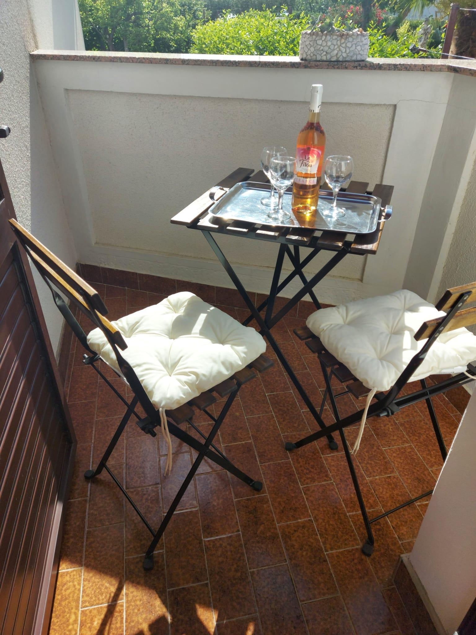 Two bedroom apartment with terrace Palit, Rab  A-a