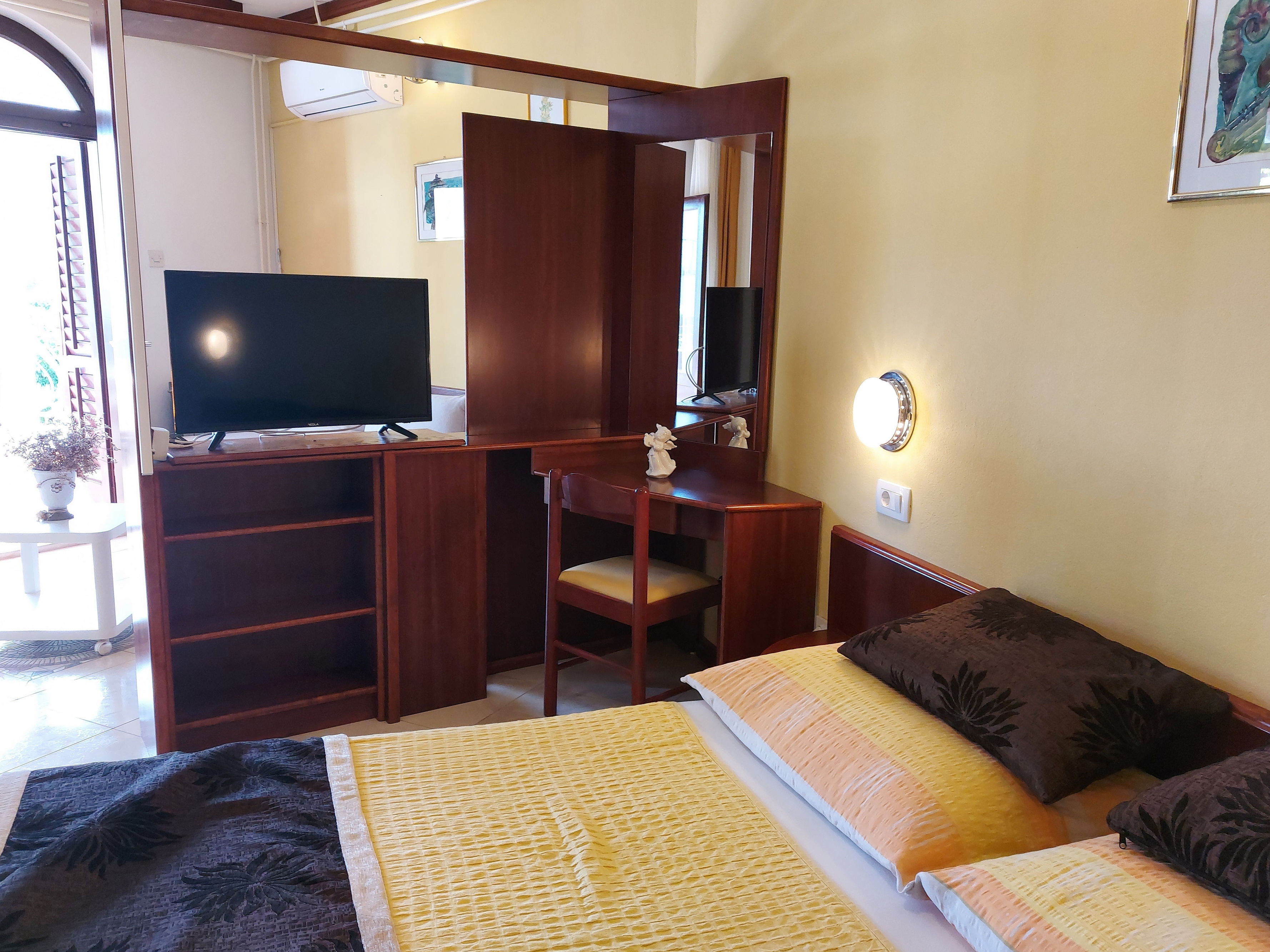 Top Rab Palit Top Rab Palit