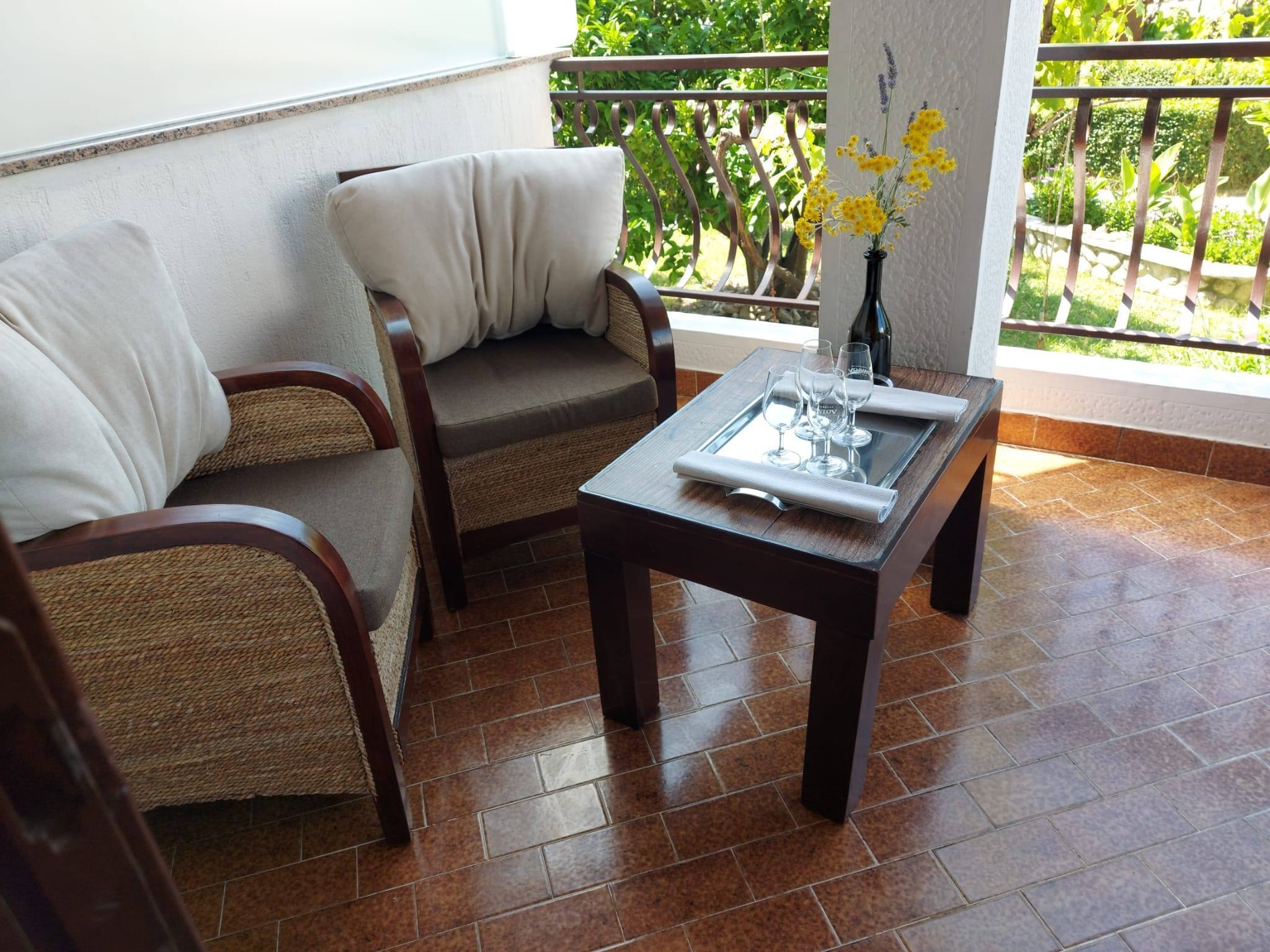 Two bedroom apartment with terrace Palit, Rab  A-a