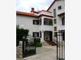 Parking lot Palit, Rab, Parking lot 15794 - Apartments near sea with pebble beach.