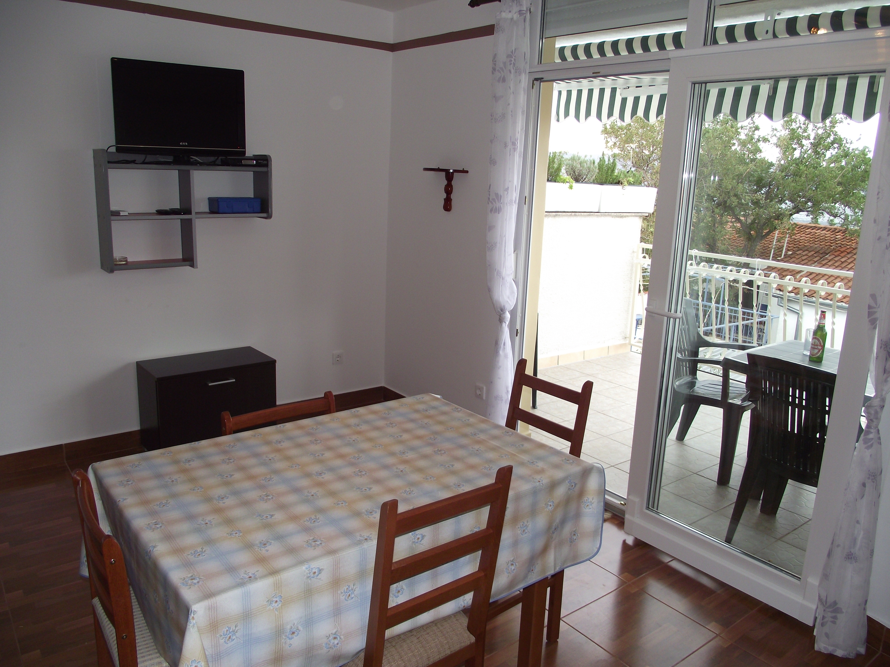 Studio flat with terrace and sea view Novi Vinodolski (AS-15823-a)