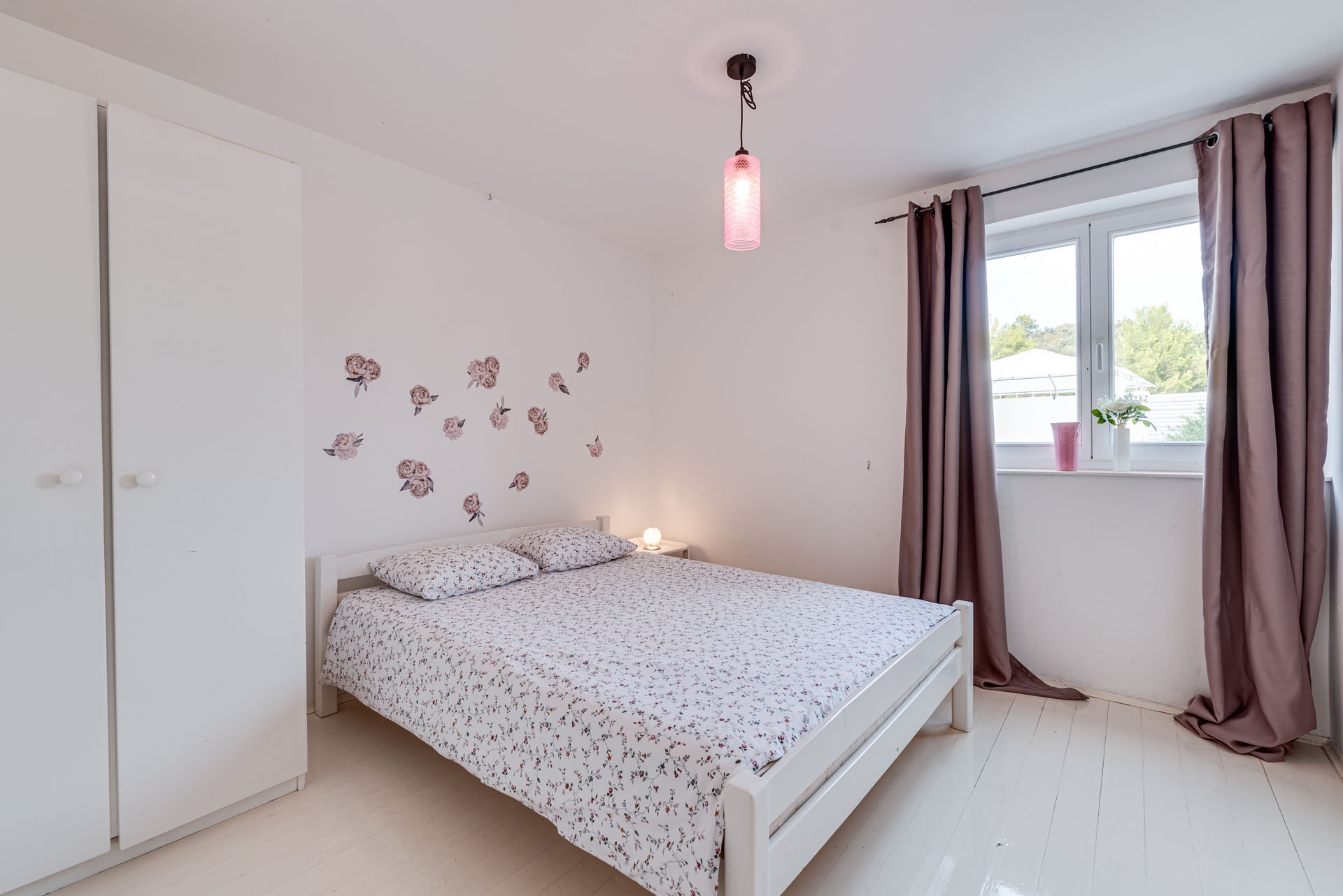 Comfortable and spacious house with terrace and sea view Pasadur, Lastovo  K
