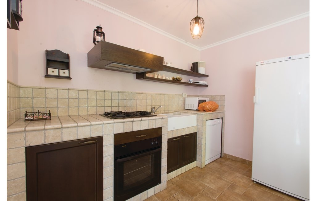 Comfortable and spacious house with terrace and sea view Pasadur, Lastovo  K