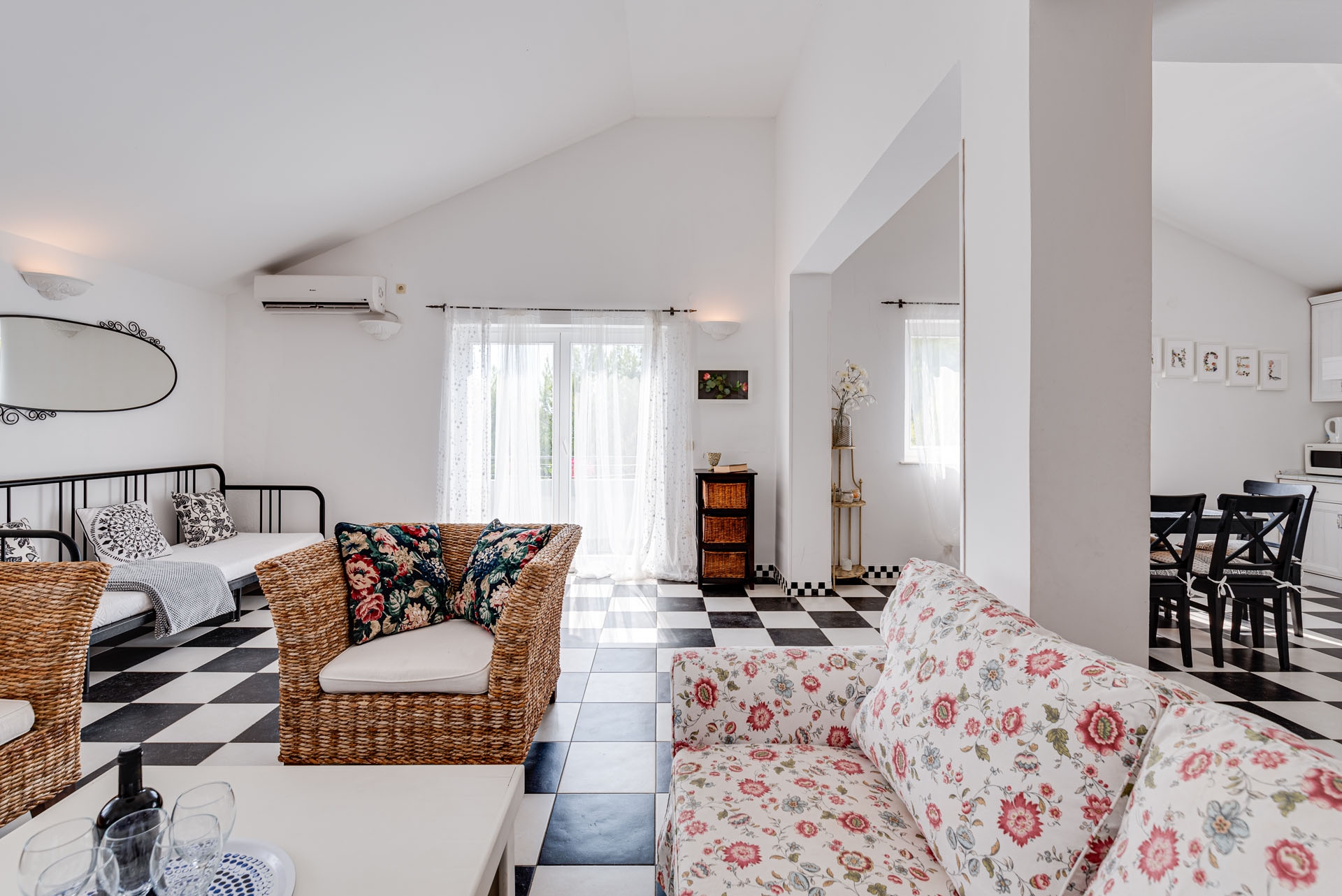 Comfortable and spacious house with terrace and sea view Pasadur, Lastovo  K