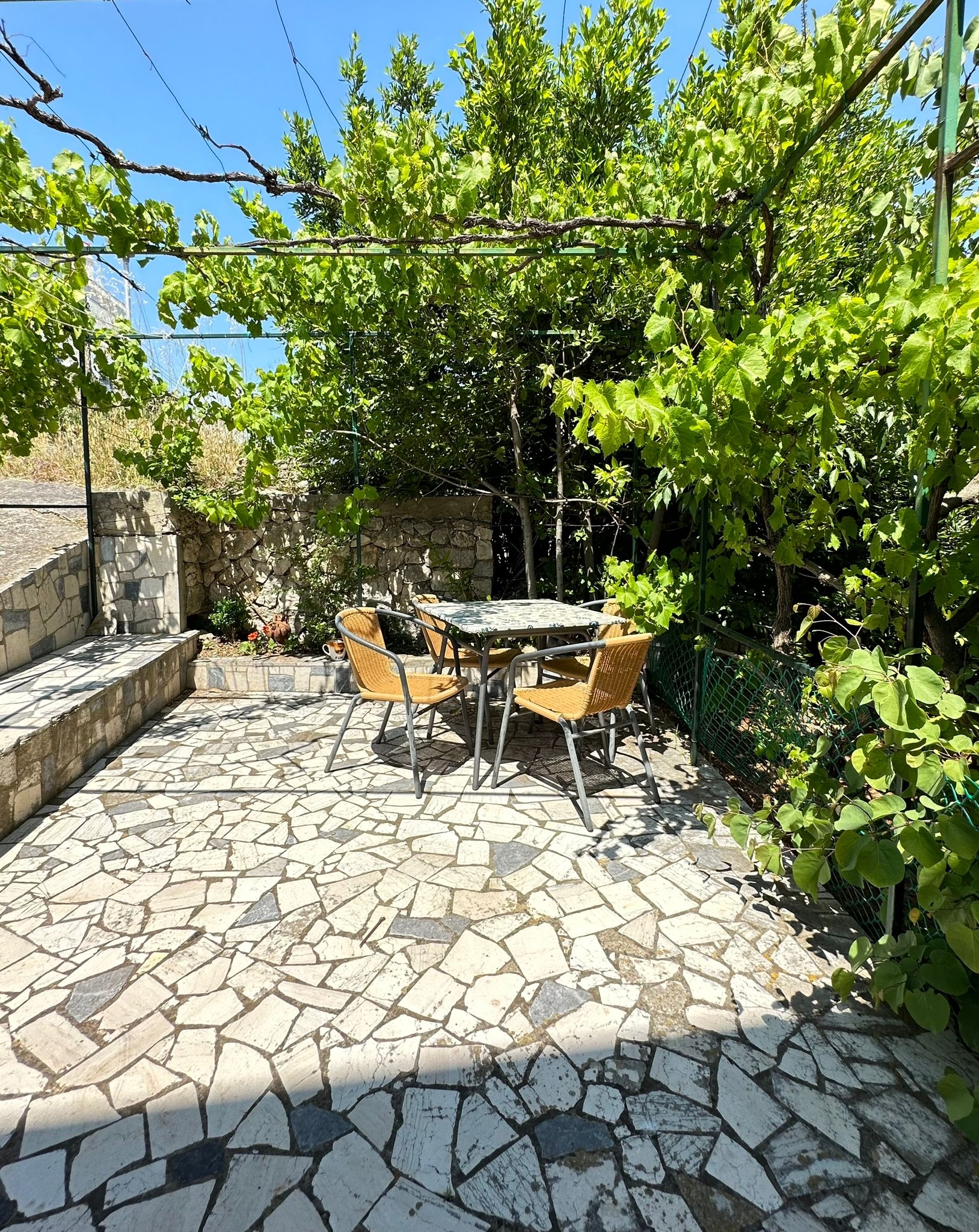 Two bedroom apartment with terrace Mali Lošinj, Lošinj  A-a