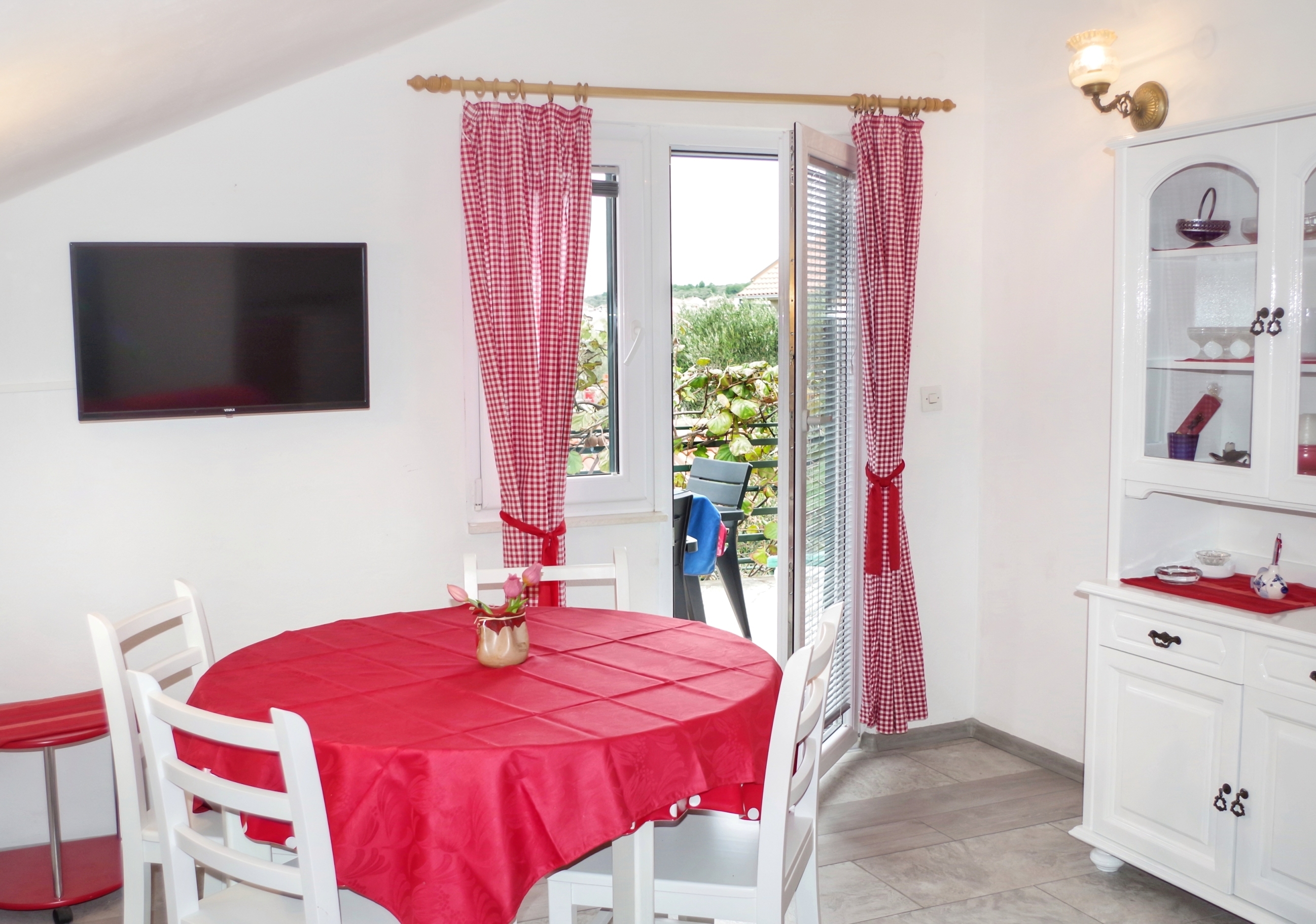 Two bedroom apartment with terrace Rogoznica (A-15876-a) Two bedroom apartment with terrace Rogoznica (A-15876-a)