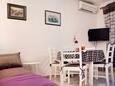 Blagovaonica Rogoznica, Blagovaonica u smještaju tipa apartment, dostupna klima i WiFi.