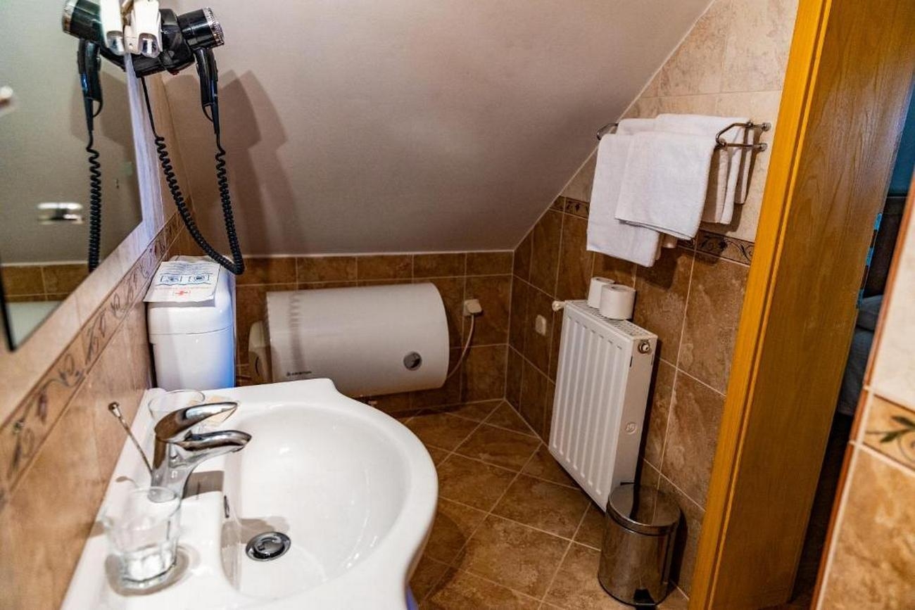 Two bedroom house with terrace Draž, Baranja  K