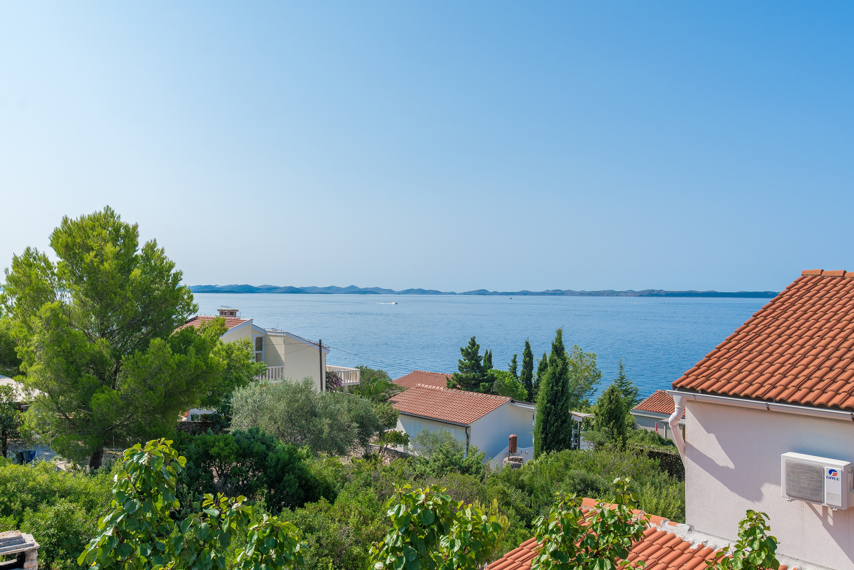 Two bedroom apartment with terrace and sea view Ždrelac, Pašman  A-a