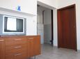 Sala de estar Slatine, Sala de estar in the apartment, air condition available y WiFi.