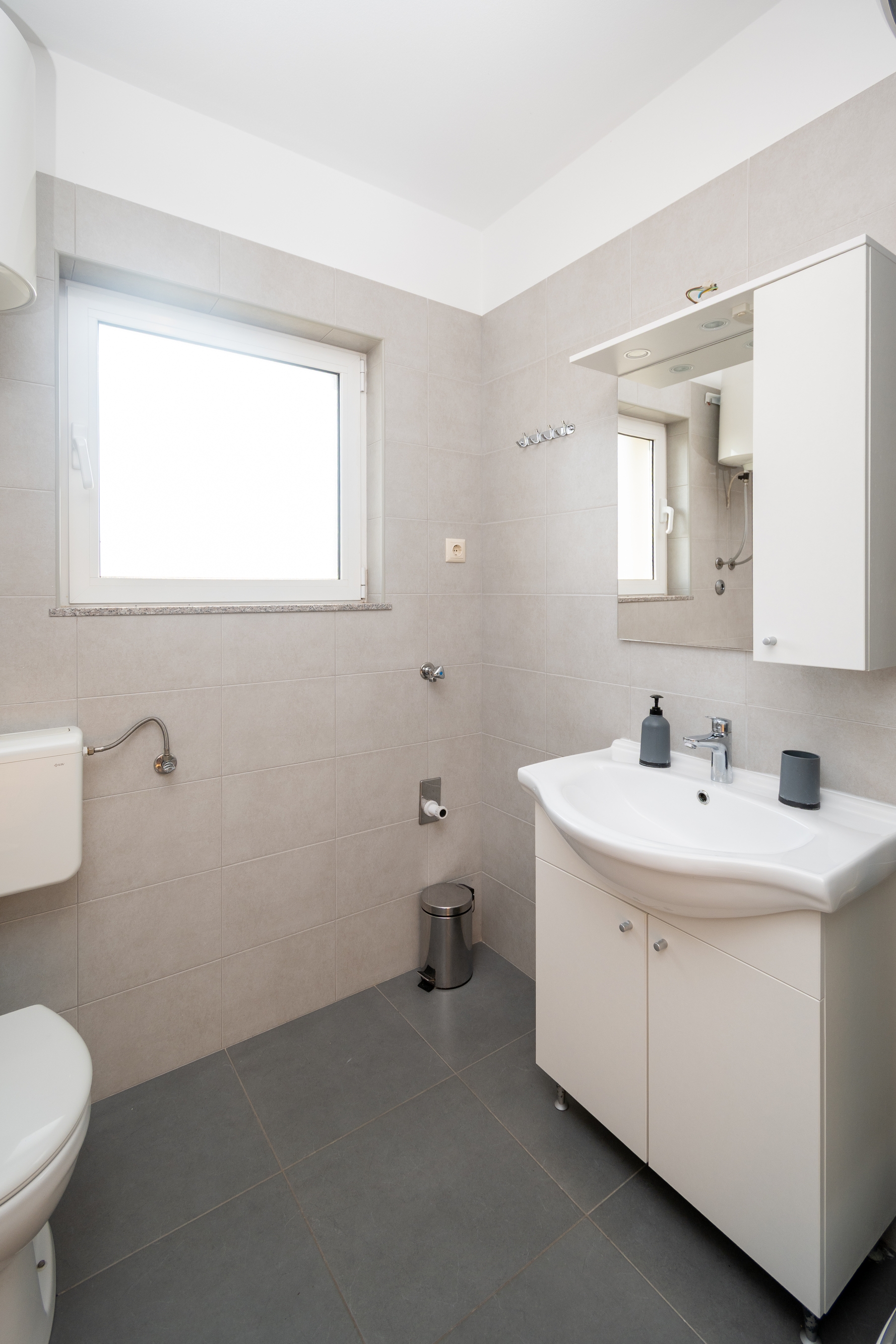 Jednosobni apartman s terasom Vrsi, Zadar  A-b